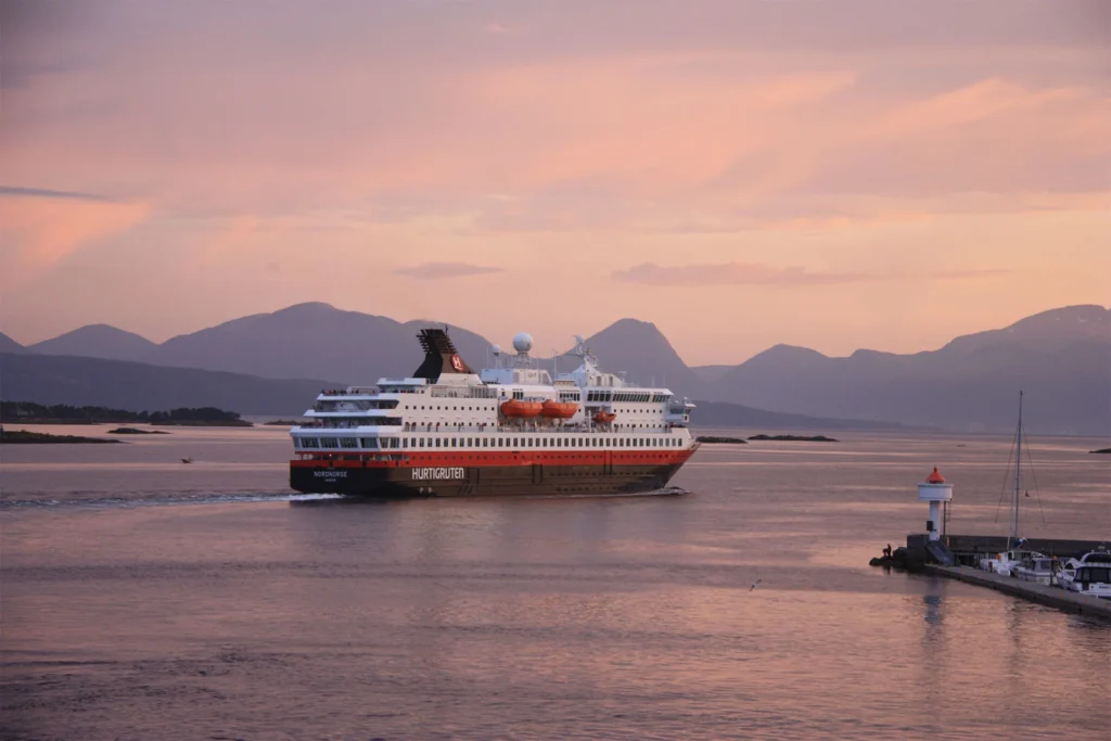 Hurtigruten - Den originale kystrejse